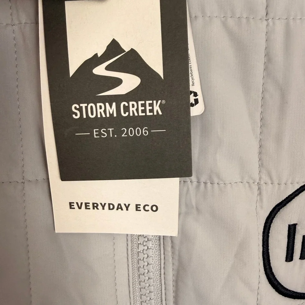NWT Storm Creek Traveler Vest Mens L Grey Incyte Logo Packable Quilted Gorpcore